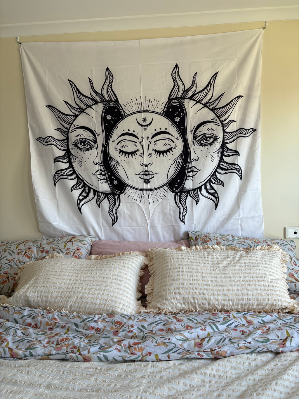 RAY Tapestry